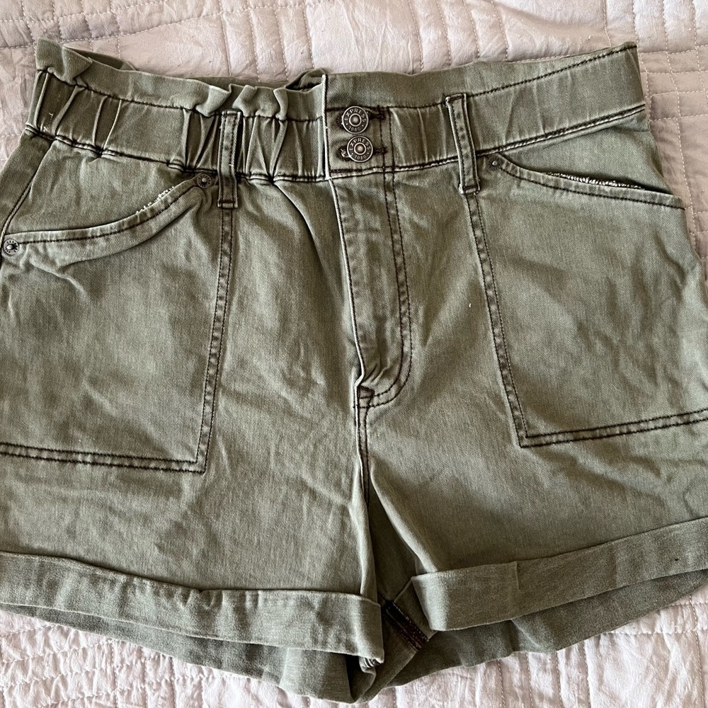 Express extreme high rise shortie large